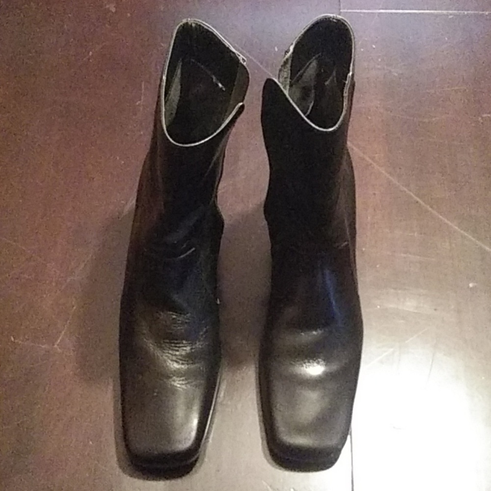 Womens heel boots